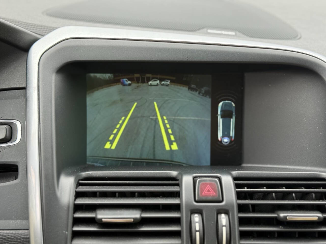 Used 2015 Volvo XC60 T5 Platinum FWD image 21