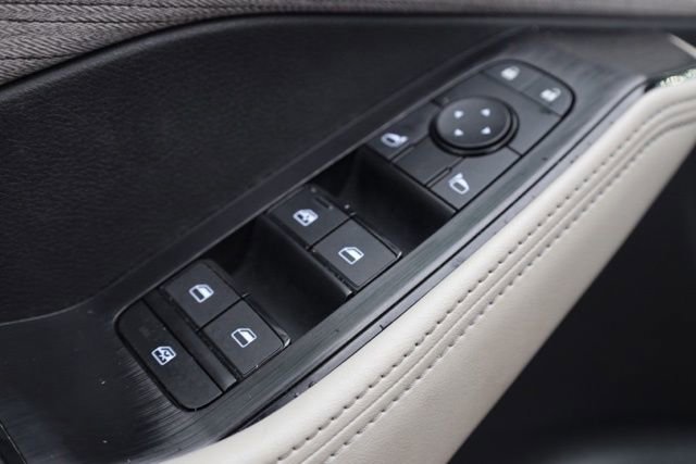 Used 2023 Nissan Rogue SL w/ SL Premium Package image 18