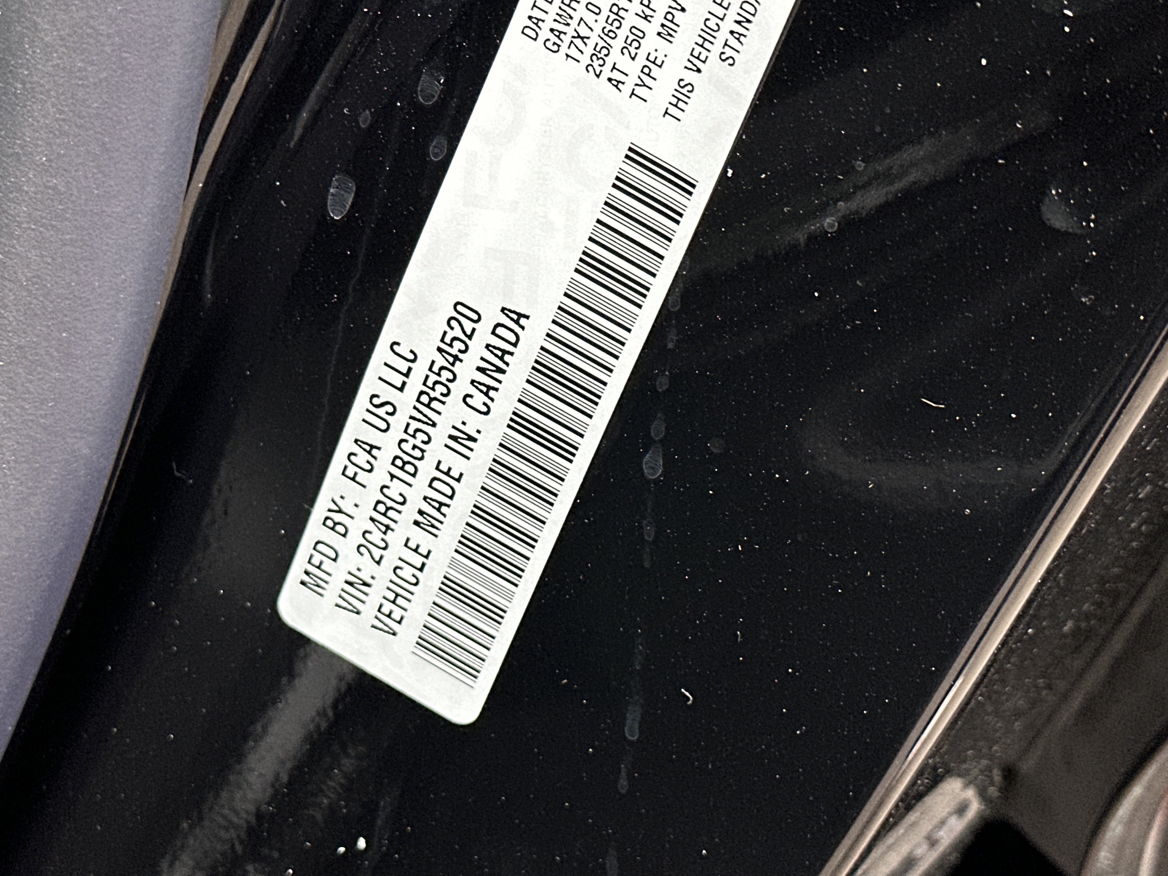 New 2027 Chrysler Pacifica Select w/ Family Tech Group FWD image 33