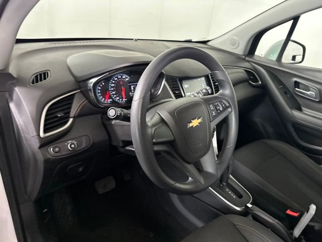 Used 2017 Chevrolet Trax LS image 13