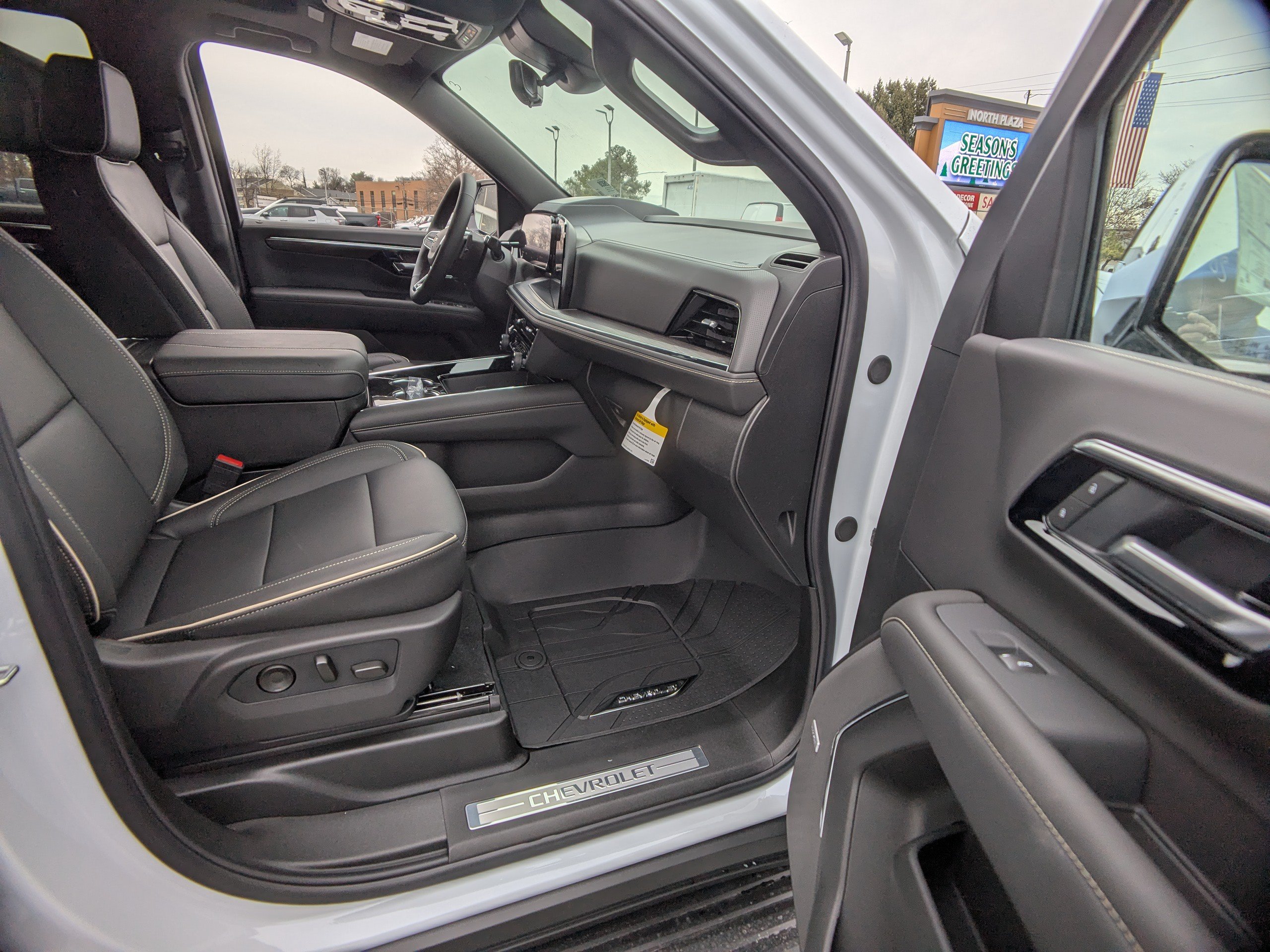 New 2026 Chevrolet Tahoe Premier AWD/4WD image 10