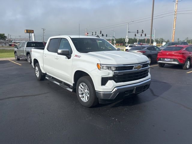 Used 2022 Chevrolet Silverado 1500 LT AWD/4WD image 8