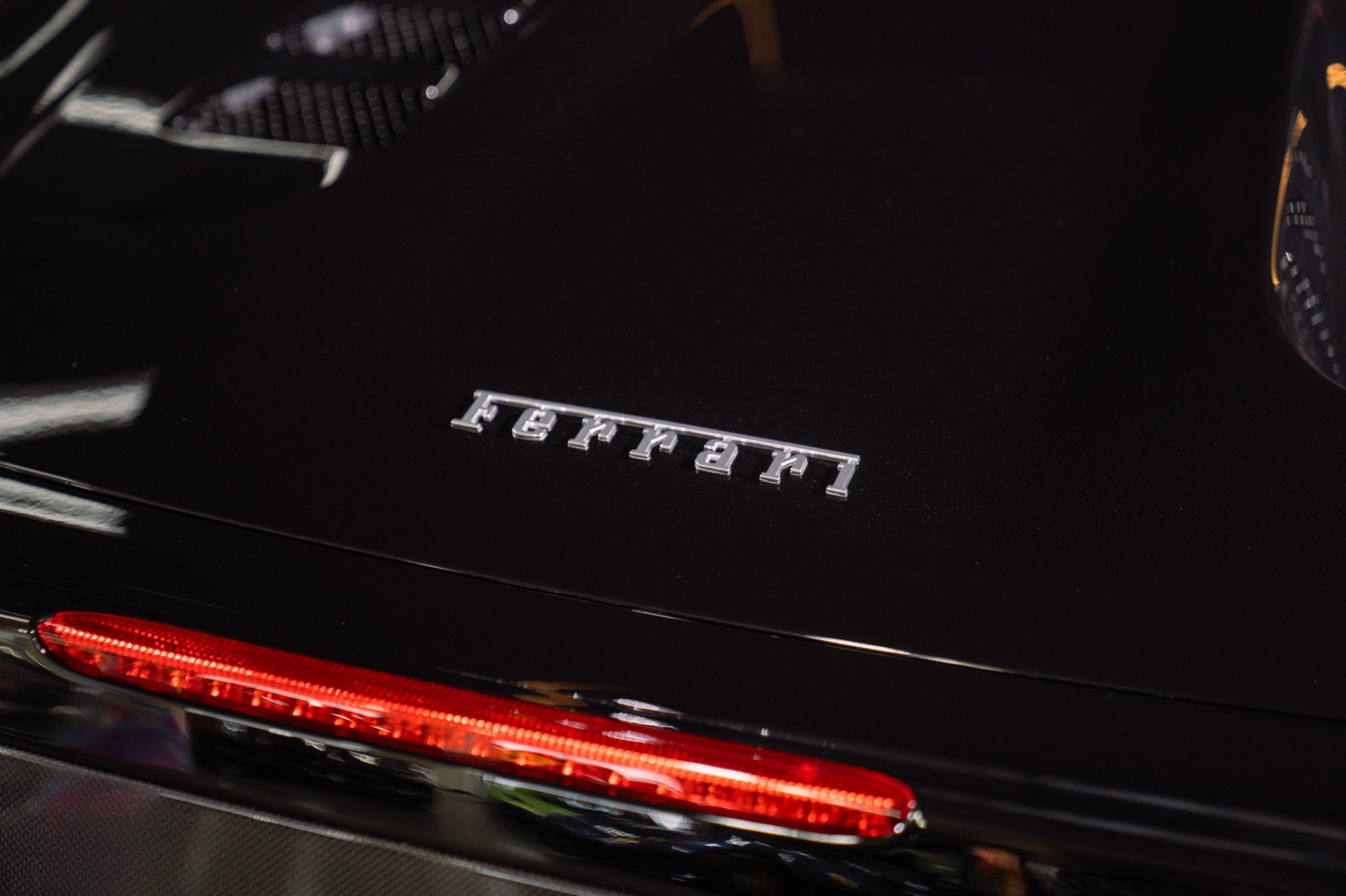 Used 2014 Ferrari 458 Spider RWD image 28