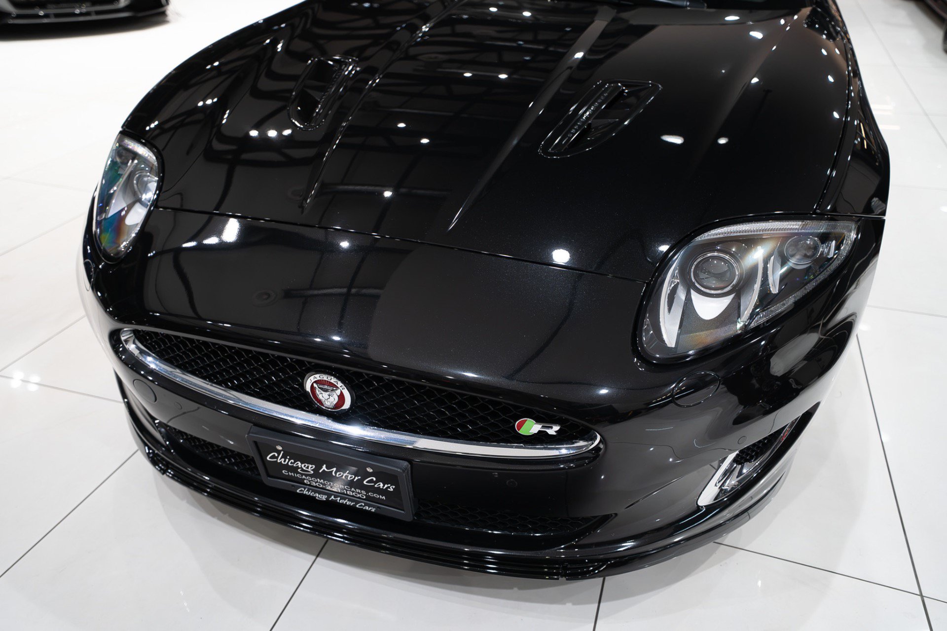 Used 2015 Jaguar XKR R RWD image 34