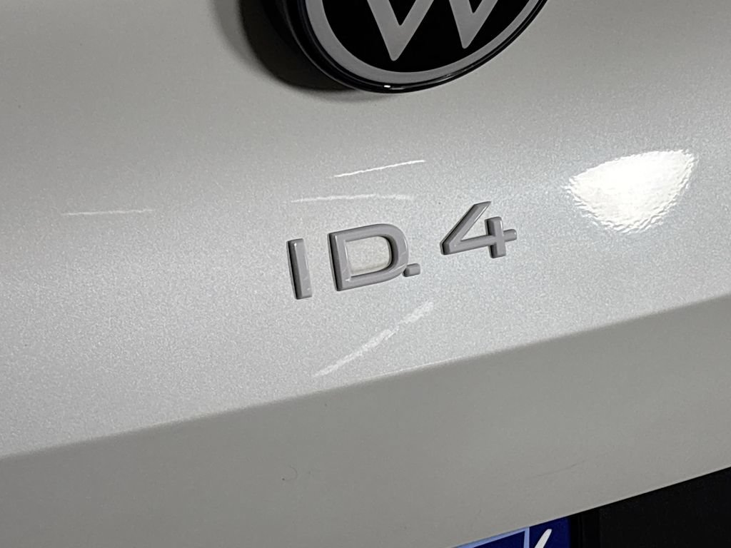 Certified 2023 Volkswagen ID.4 Pro S Plus AWD/4WD image 26