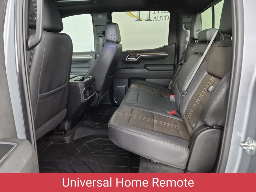 Used 2025 Chevrolet Silverado 1500 High Country AWD/4WD image 33