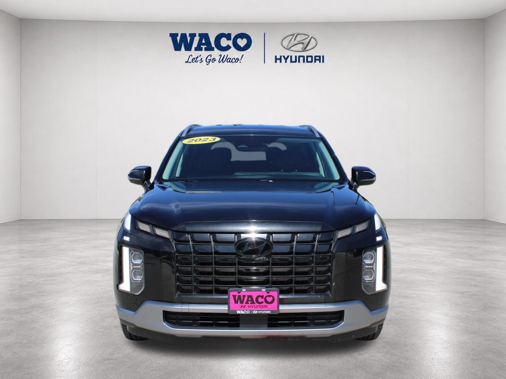Used 2023 Hyundai Palisade SEL FWD image 2
