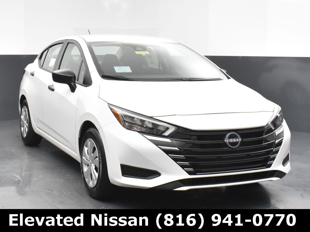 New 2025 Nissan Versa S w/ Trunk Package