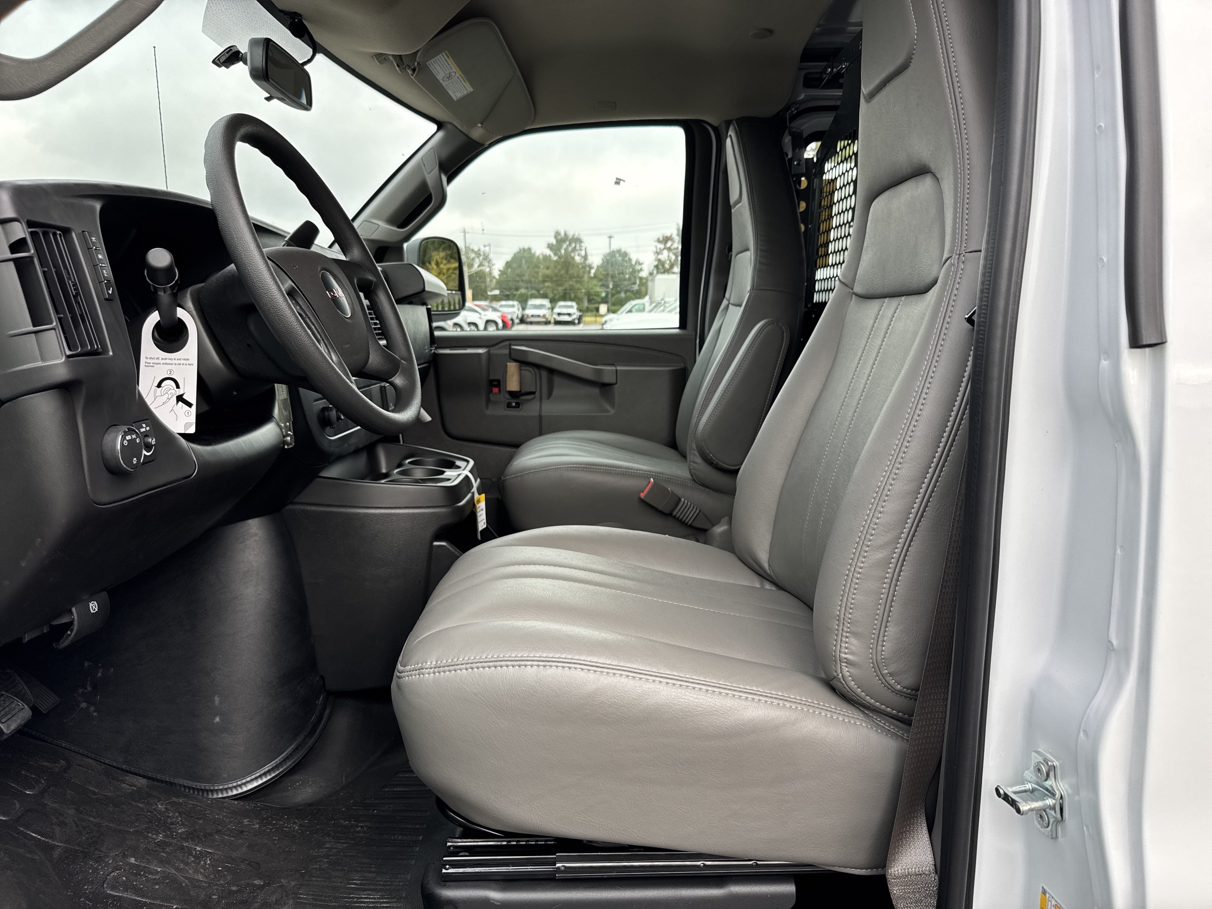 New 2025 GMC Savana 2500 w/ Driver Convenience Package RWD image 16