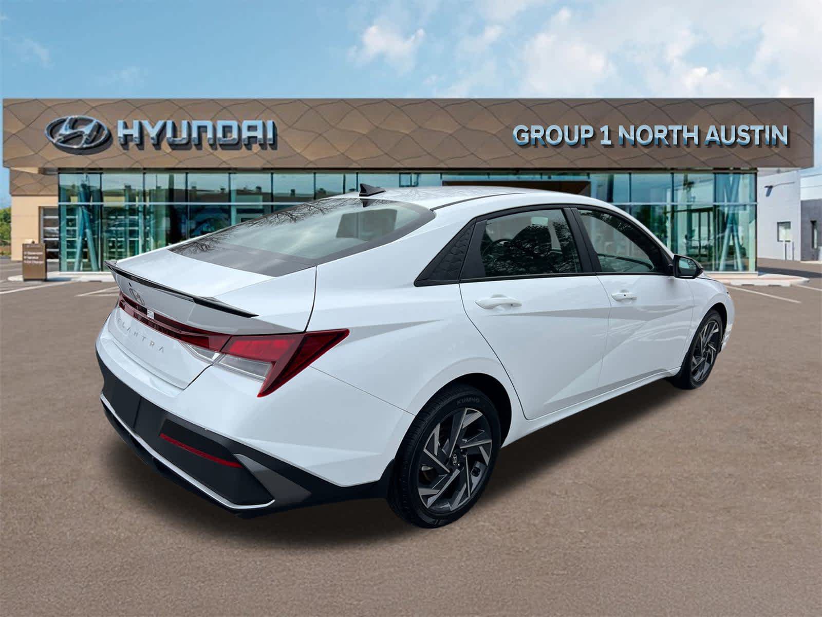 Certified 2025 Hyundai Elantra Sport FWD image 7