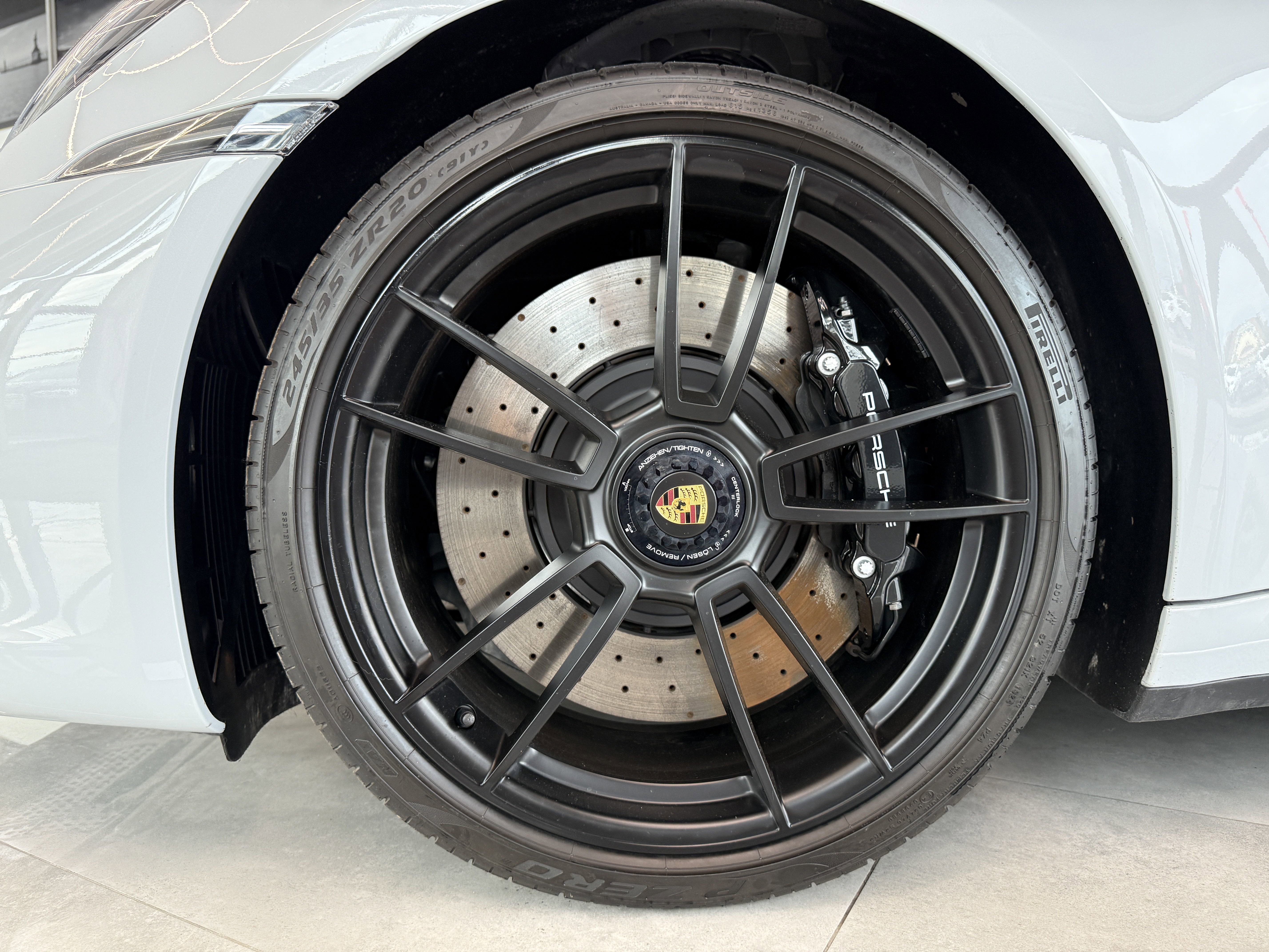 Used 2024 Porsche 911 Targa 4 GTS image 39