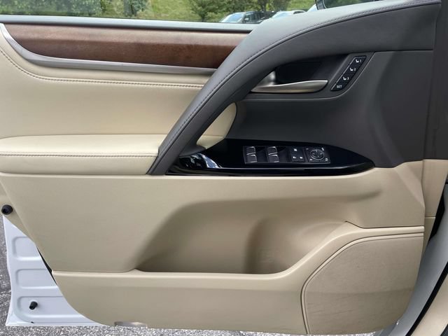 Used 2021 Lexus LX 570 4WD w/ Luxury Package image 35