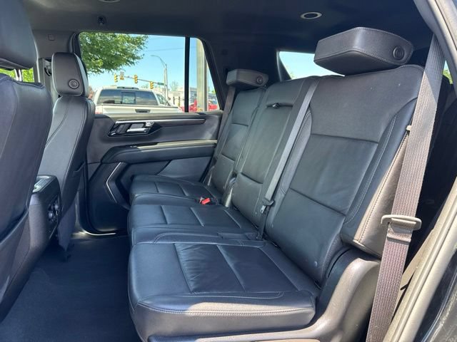Used 2025 Chevrolet Tahoe LT AWD/4WD image 11