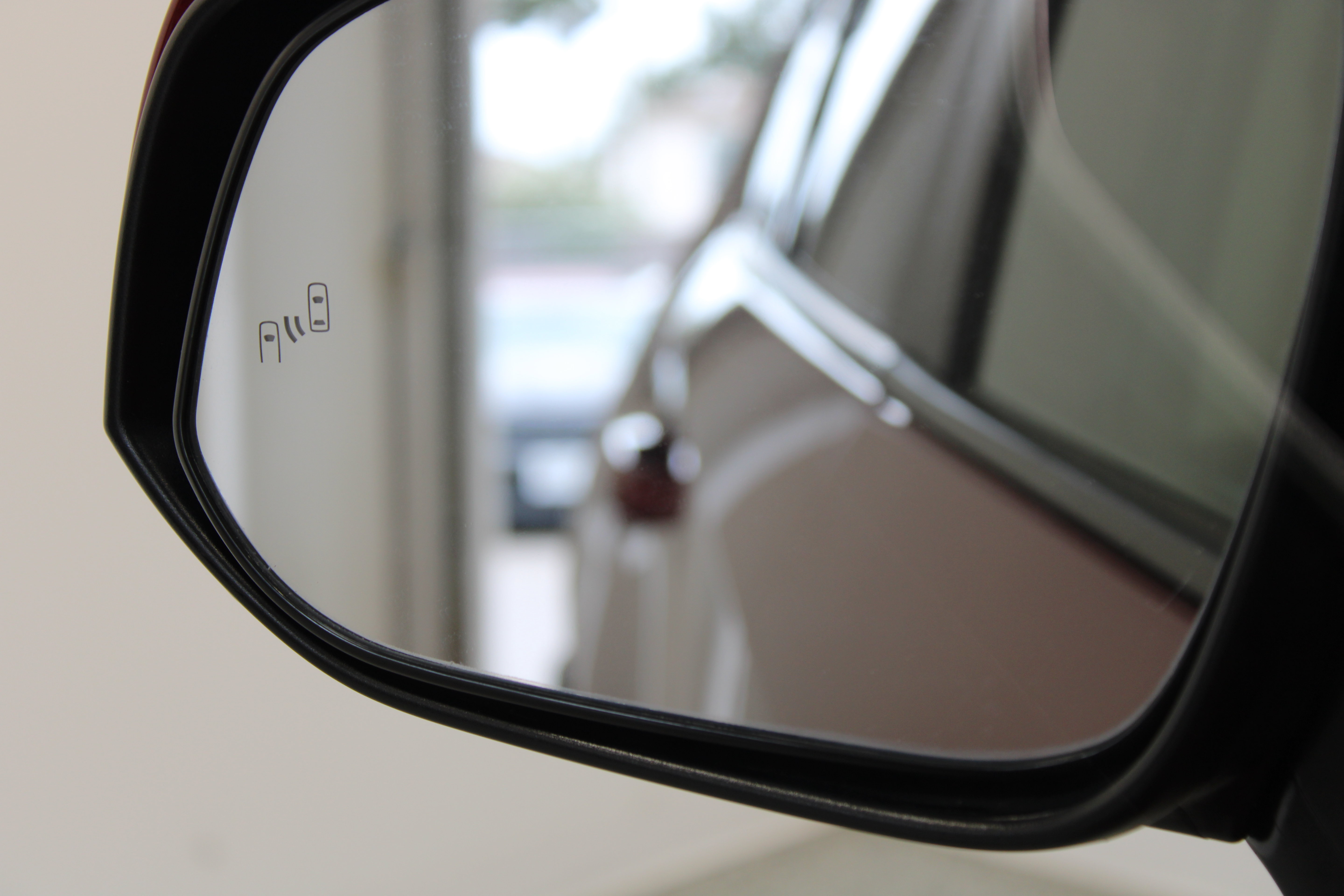 Used 2025 Toyota RAV4 XLE FWD image 22