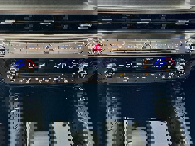 New 2025 Kia Telluride S image 19