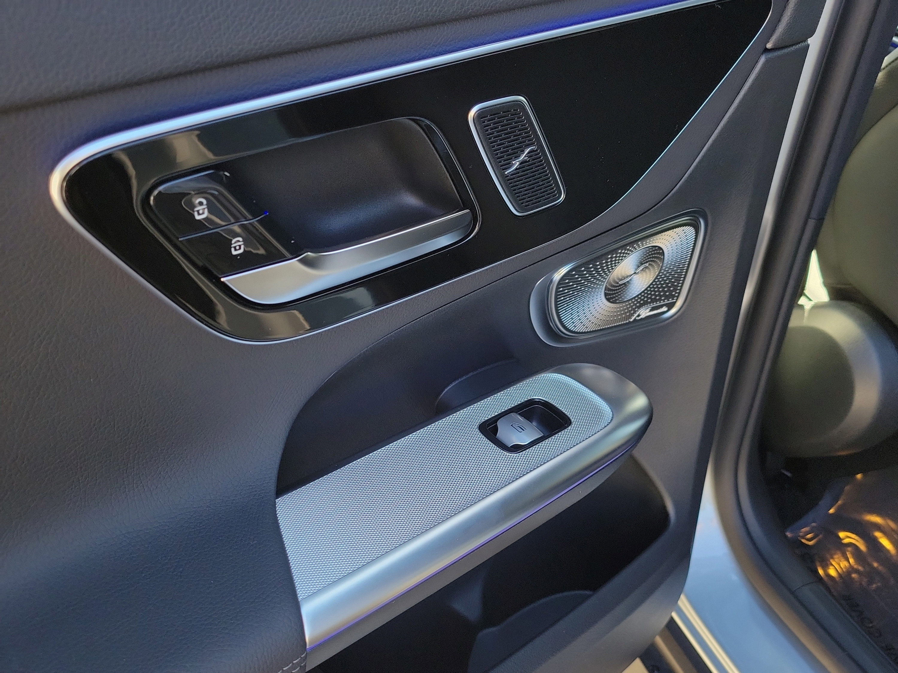 Certified 2026 Mercedes-Benz GLC 300 image 14