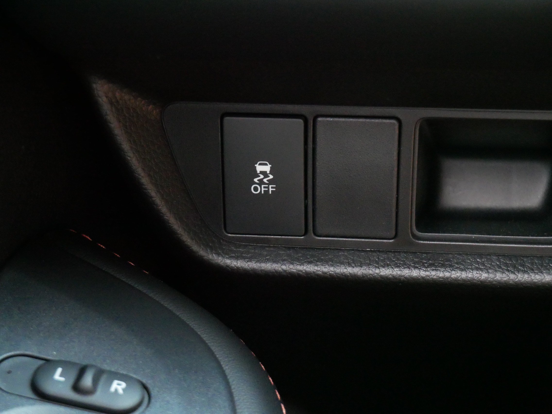 Certified 2027 Honda HR-V Sport image 28