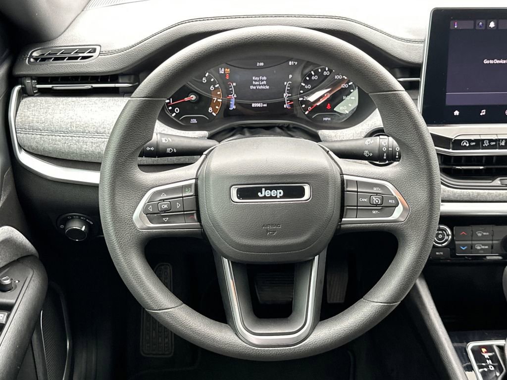 Used 2023 Jeep Compass Sport AWD/4WD image 15