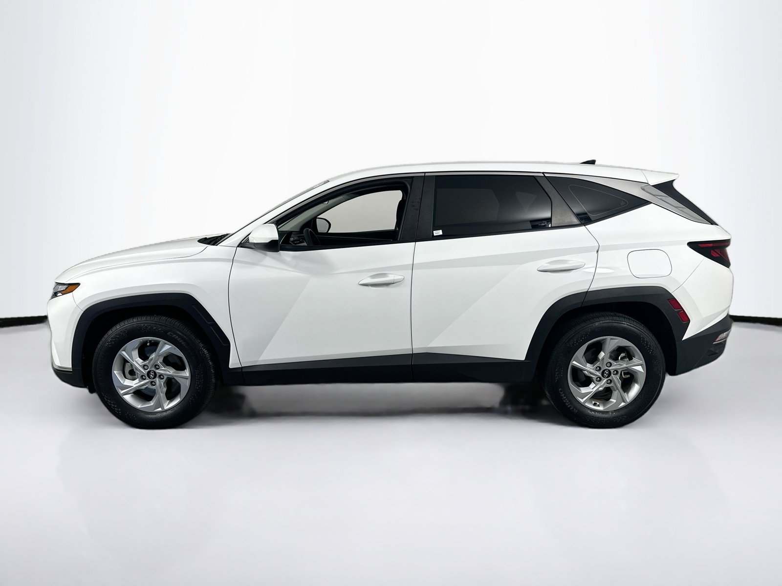 Used 2023 Hyundai Tucson SE FWD image 8
