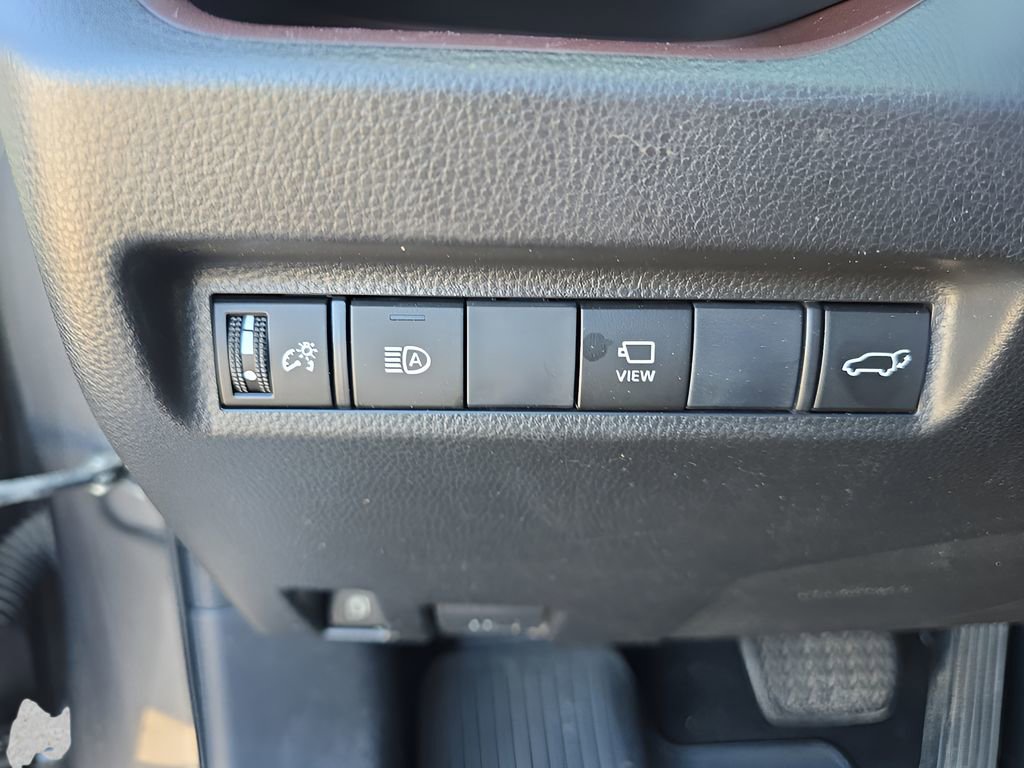 Used 2019 Toyota RAV4 Limited image 19