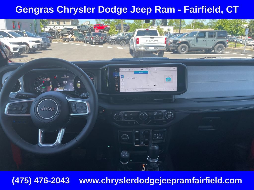 Certified 2025 Jeep Wrangler Unlimited Sahara AWD/4WD image 38