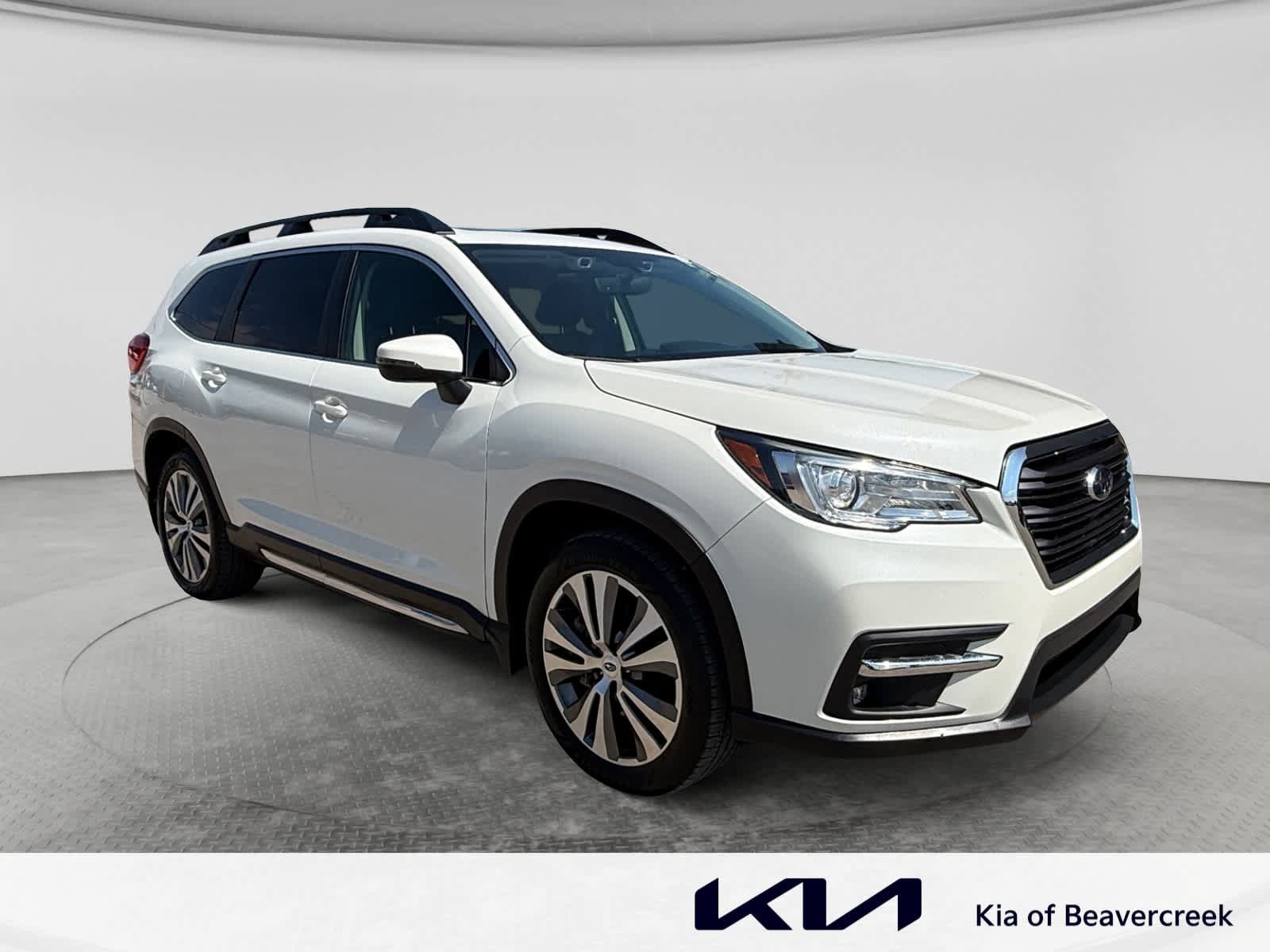 Used 2022 Subaru Ascent Limited w/ Technology Package AWD/4WD image 3