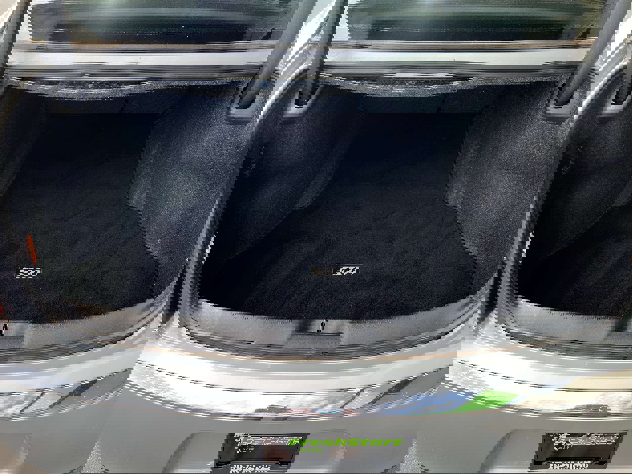 Used 2020 Chrysler 300 Touring L w/ Quick Order Package 2EF image 6