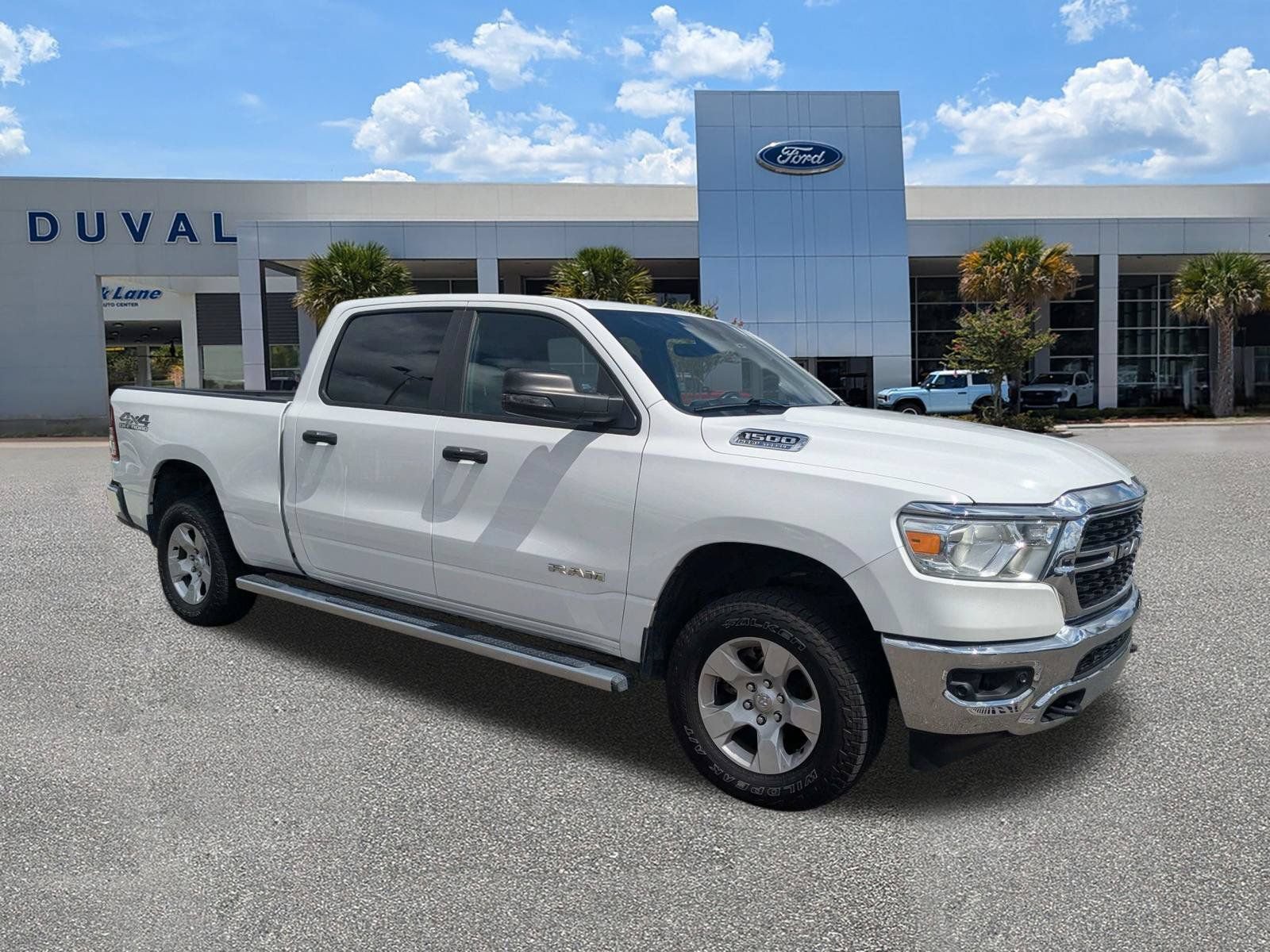 Used 2023 RAM 1500 Big Horn AWD/4WD image 2