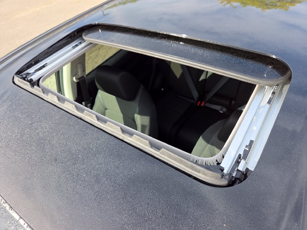New 2027 Honda CR-V EX image 3