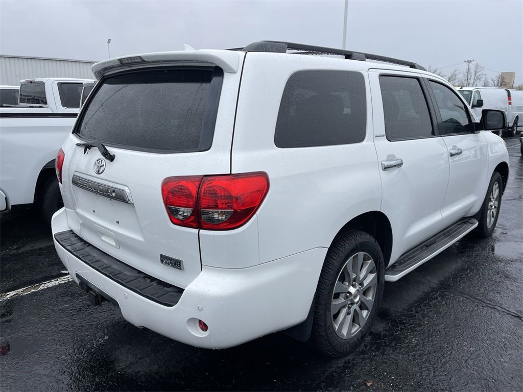 Used 2014 Toyota Sequoia Limited image 10
