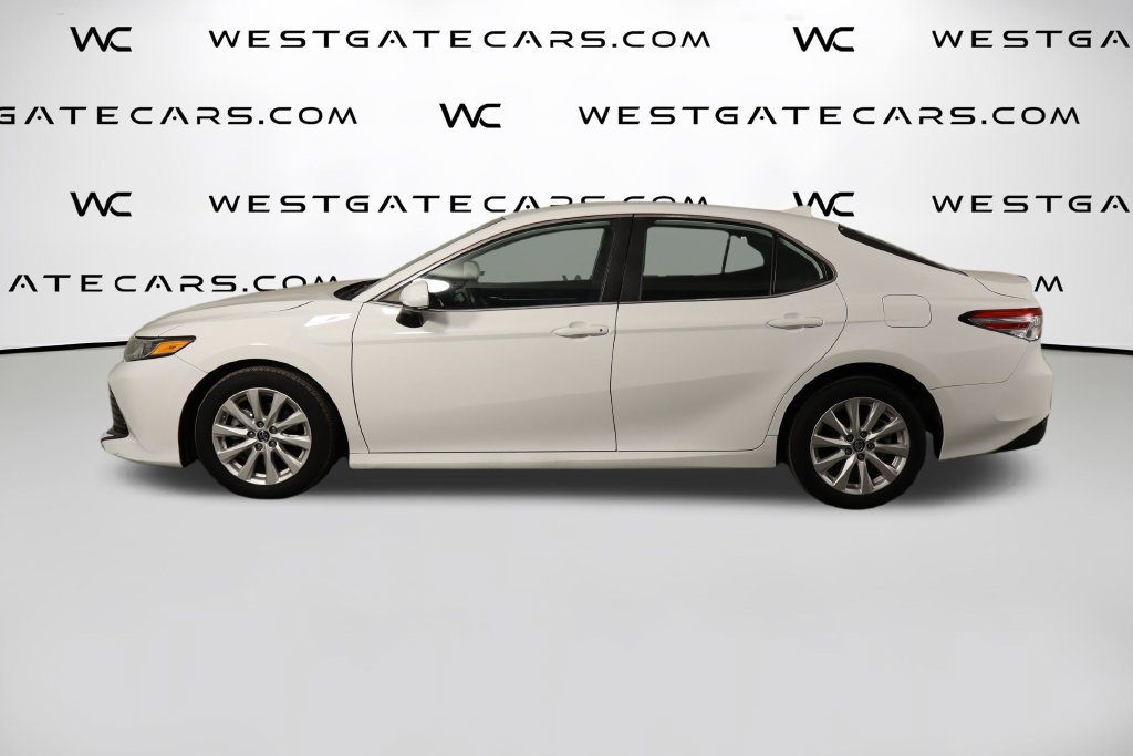 Used 2019 Toyota Camry LE FWD image 5