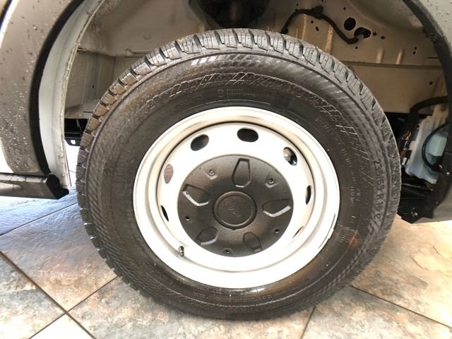 New 2026 Ford Transit 250 148 Medium Roof image 9