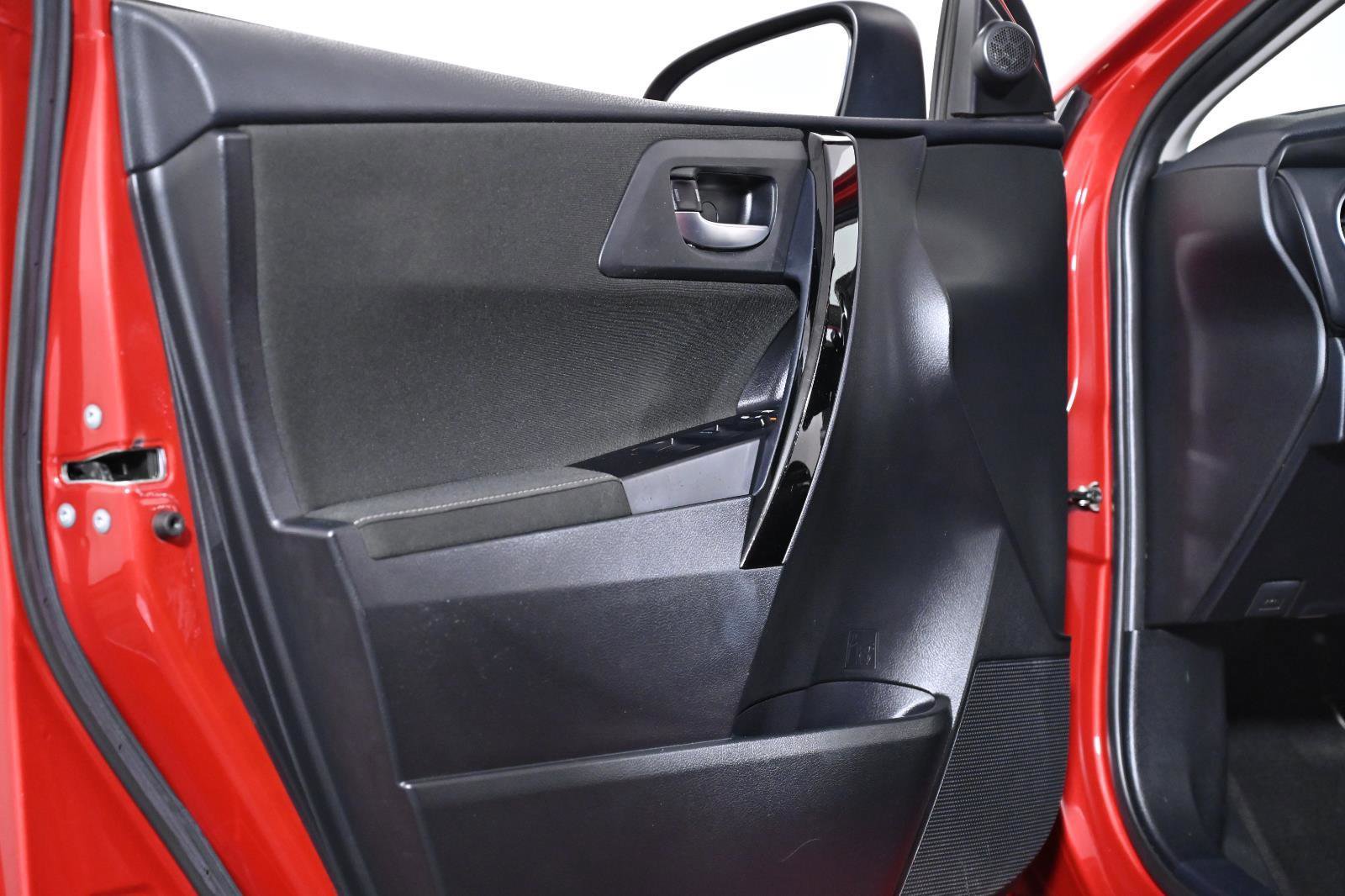 Used 2018 Toyota Corolla iM w/ All-Weather Mat Package image 25