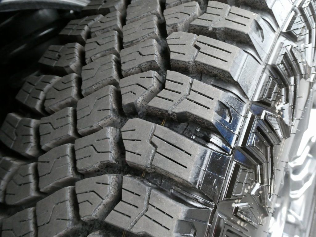 Certified 2026 GMC Sierra 1500 AT4X image 14