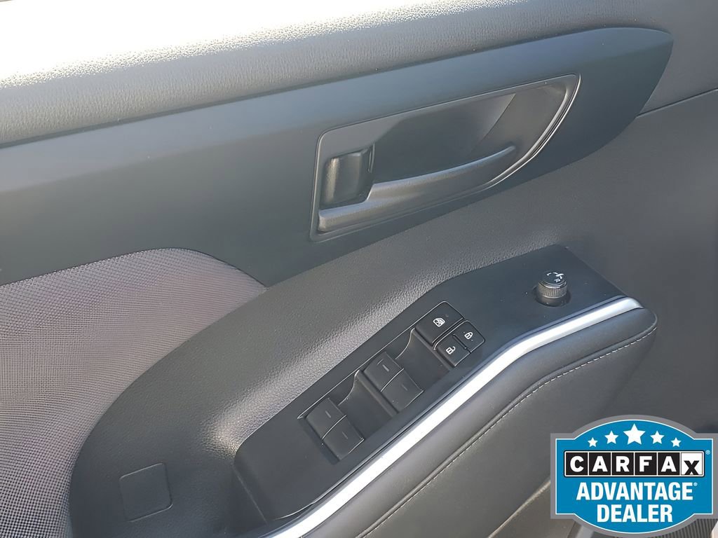 Used 2023 Toyota Highlander LE image 50