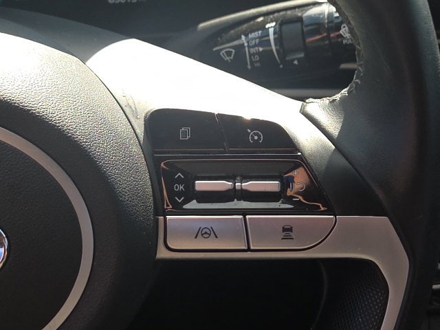 Used 2023 Hyundai Elantra SEL w/ Convenience Package FWD image 31