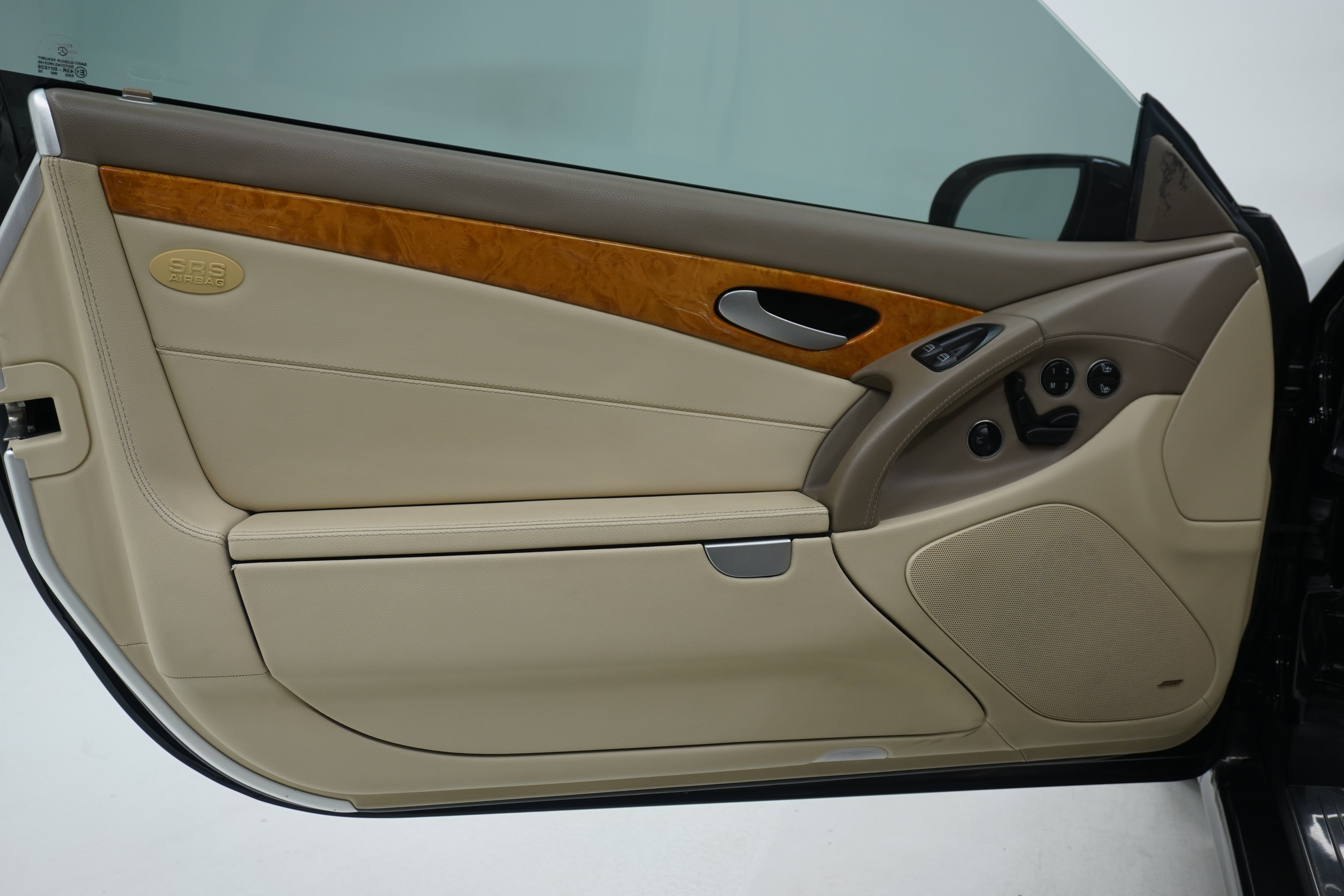 Used 2007 Mercedes-Benz SL 550 image 14