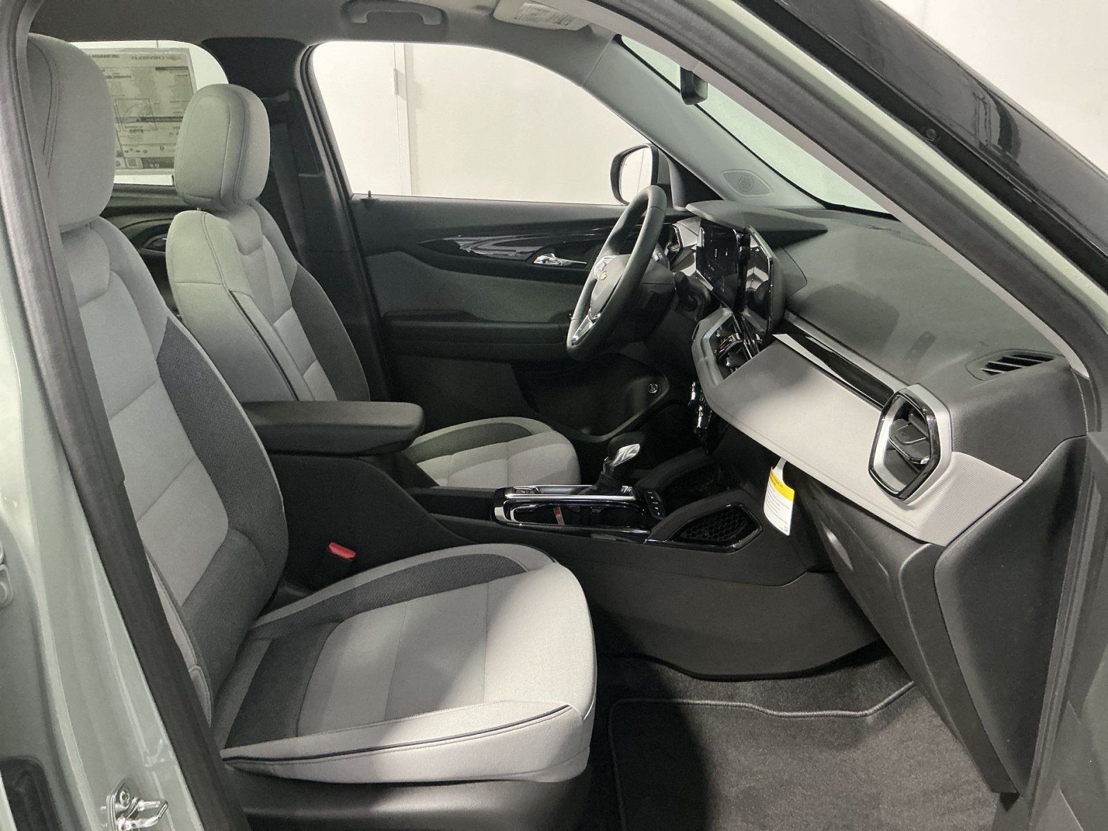 New 2026 Chevrolet TrailBlazer LT w/ Convenience Package AWD/4WD image 26