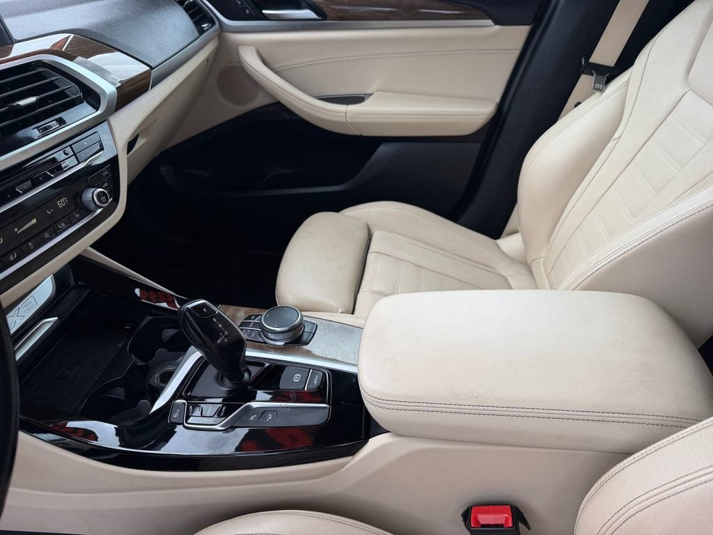 Used 2018 BMW X3 xDrive30i AWD/4WD image 13