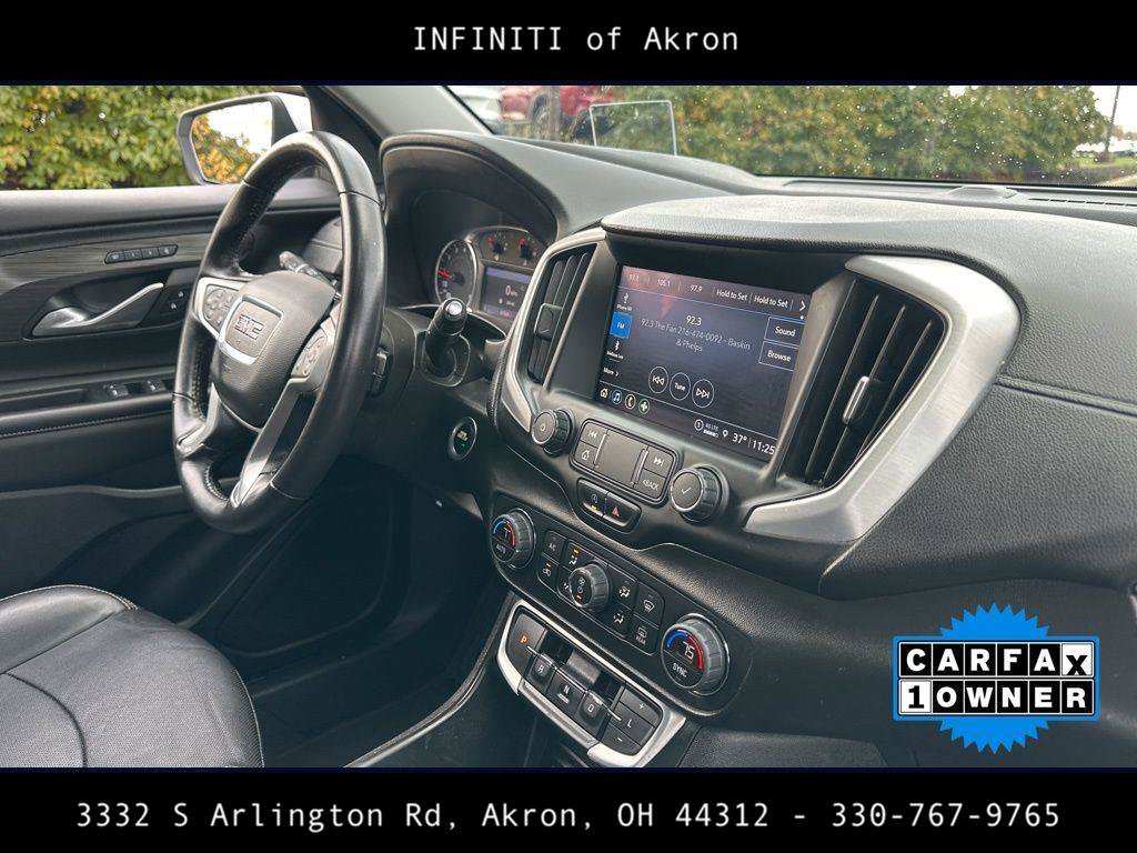 Used 2022 GMC Terrain SLT w/ Tech Package image 29