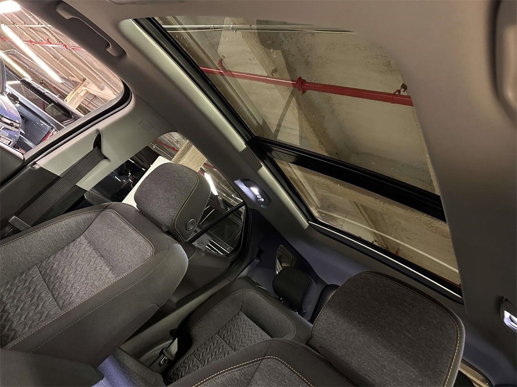 Used 2022 Chevrolet Equinox LT image 12