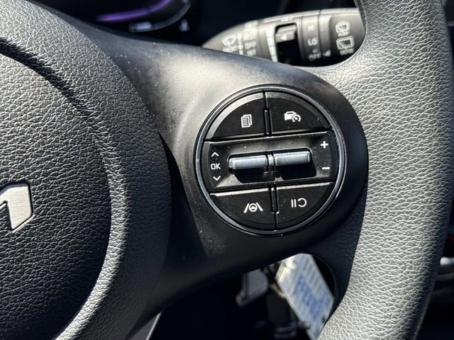 Used 2025 Kia Soul LX w/ LX Technology Package image 23
