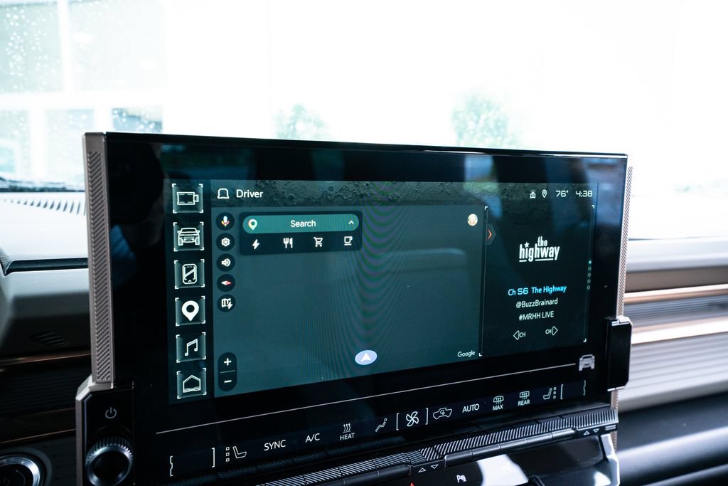 Used 2025 GMC Hummer EV 2X AWD/4WD image 39