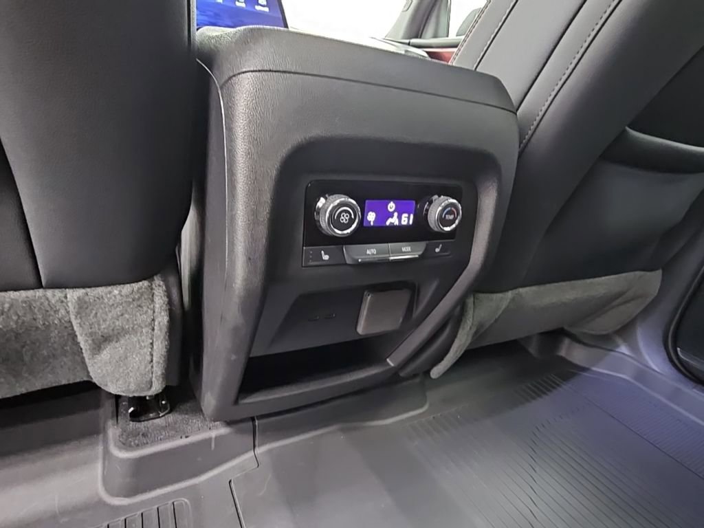 Used 2024 Chevrolet Traverse RS w/ LPO, Floor Liner Package image 34