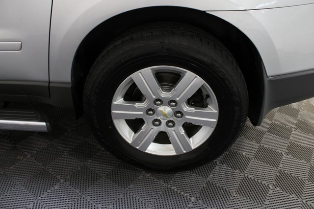 Used 2012 Chevrolet Traverse LT image 21