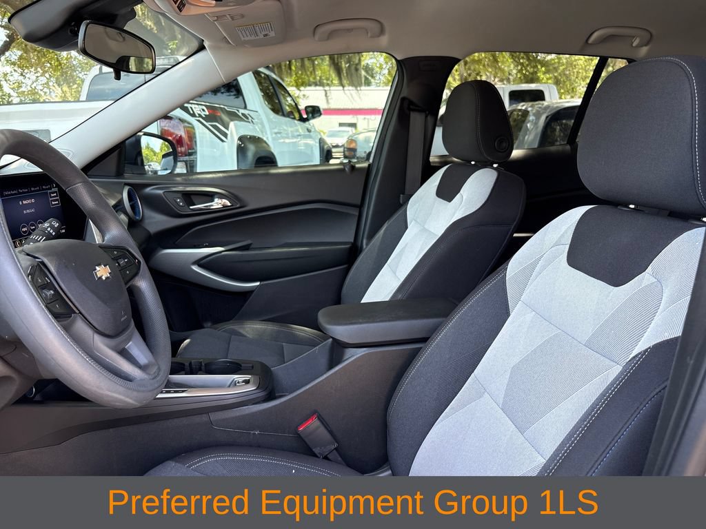 Used 2026 Chevrolet Trax LS FWD image 9