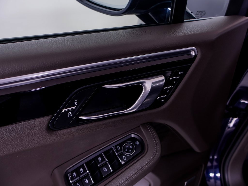 Certified 2022 Porsche Macan w/ Premium Package Plus image 27
