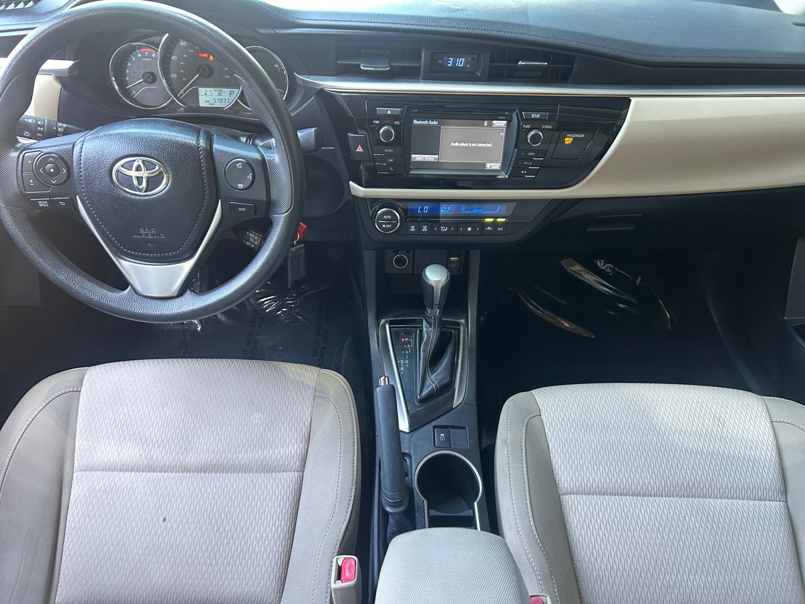 Used 2014 Toyota Corolla LE w/ Protection Package FWD image 10
