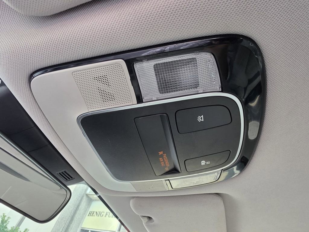 Used 2023 Hyundai Sonata SE image 21