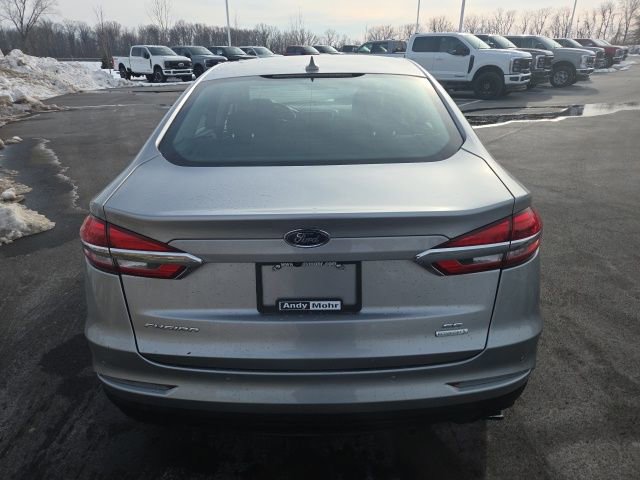 Used 2020 Ford Fusion SE image 9